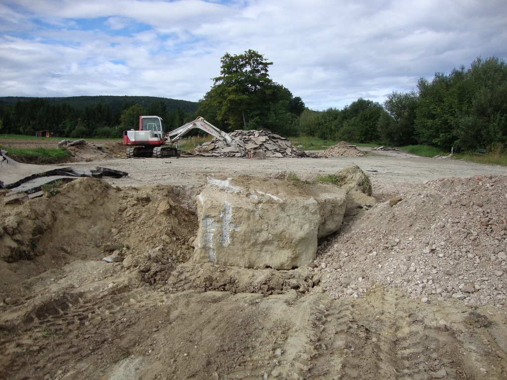 Erdarbeiten Sportplatz Neu 020